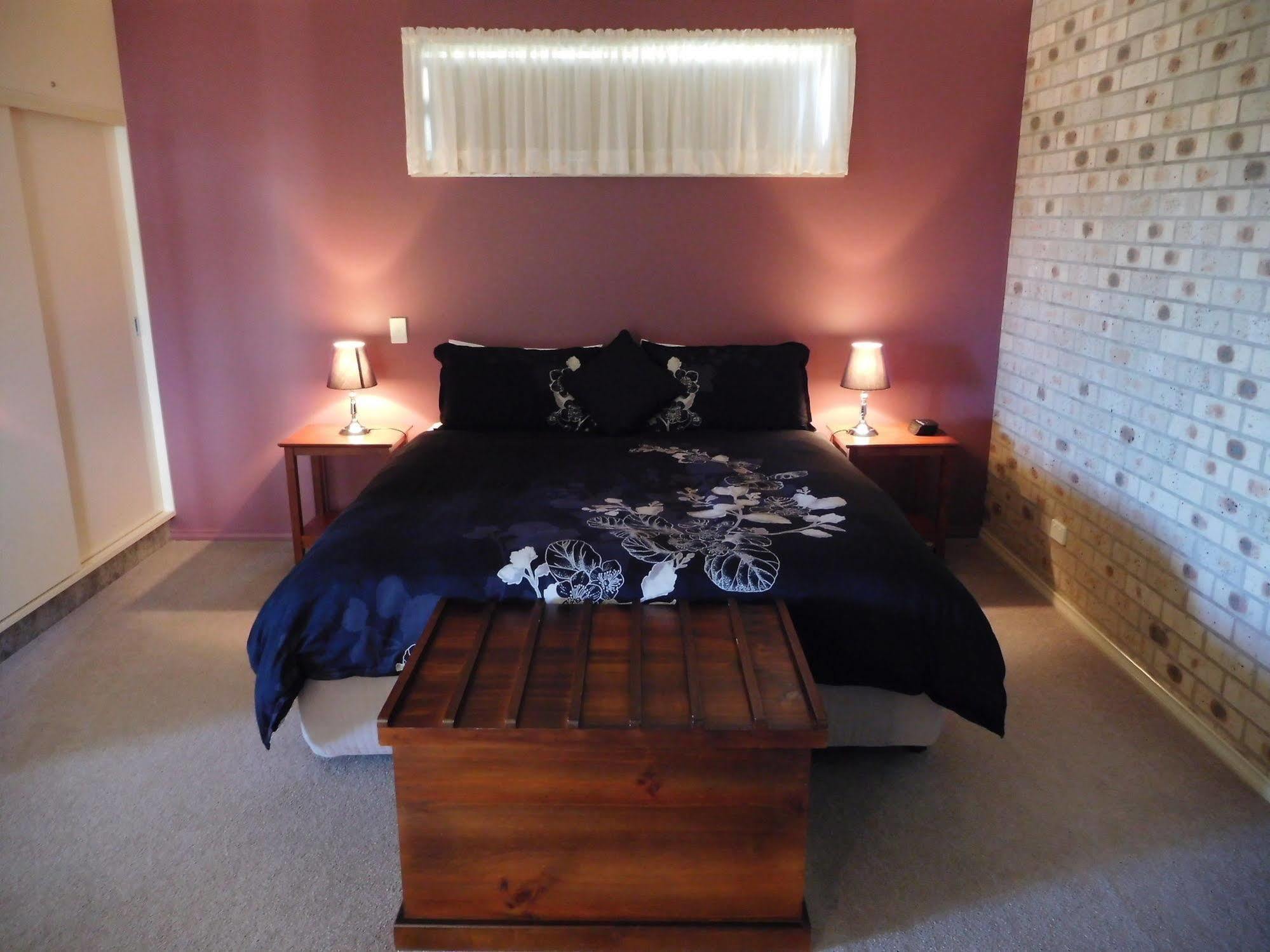 Milawa Muscat Retreat B&B ภายนอก รูปภาพ